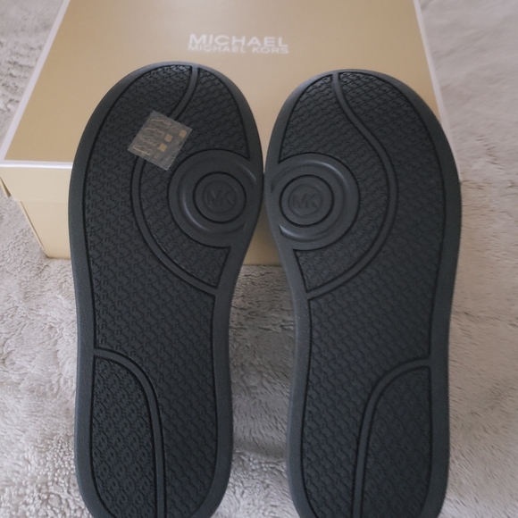 Michael Kors black platform sneakers - Picture 8 of 8